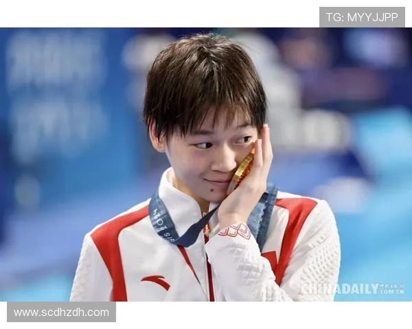 全红婵勇夺金牌再创辉煌展现中国跳水新生代无畏精神