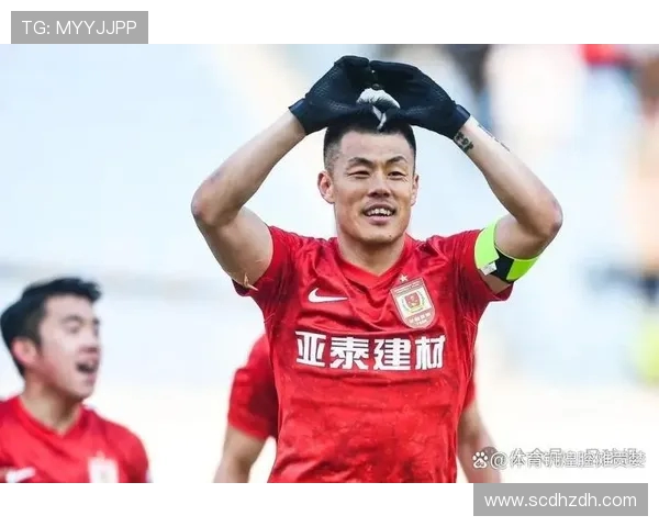 中超联赛新赛季展望：豪门球队竞争激烈，年轻球员崭露头角