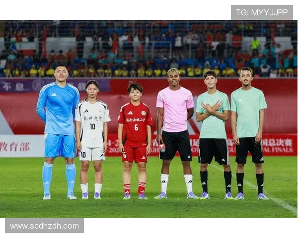 劳塔罗的崛起:从青涩少年到世界足坛的闪耀明星 劳塔罗的崛起:从青涩少年到世界足坛的闪耀明星